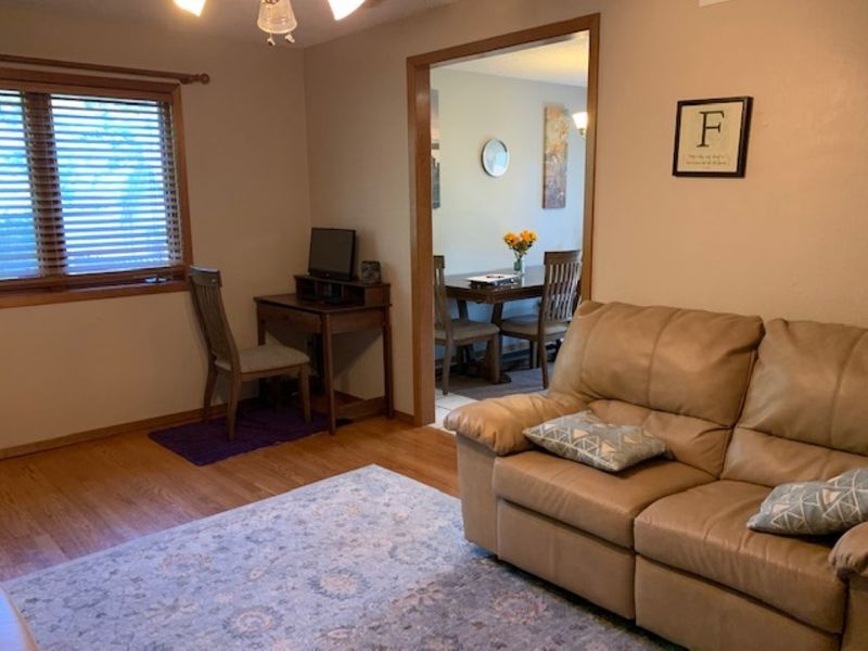 609 E Freeman Ave, Haysville, KS 67060