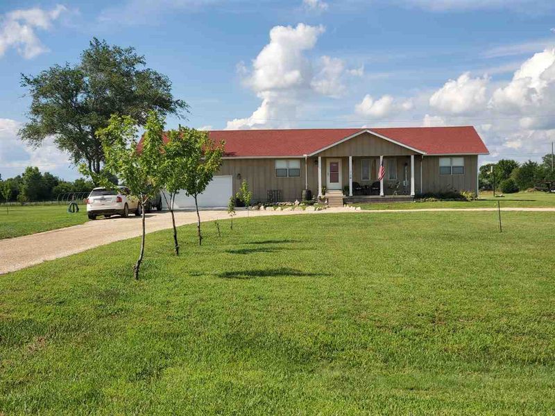 3878 NE 2nd, El Dorado, KS 67042