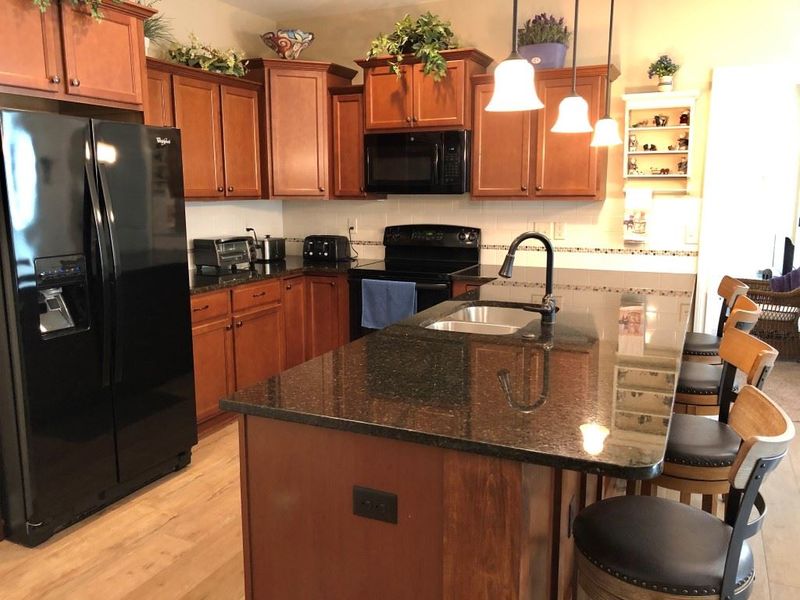9728 W Village Pl, Maize, KS 67101