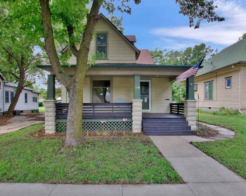 309 Allison St, Newton, KS 67114
