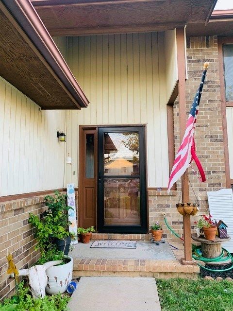 62 Arnold Dr, Augusta, KS 67010