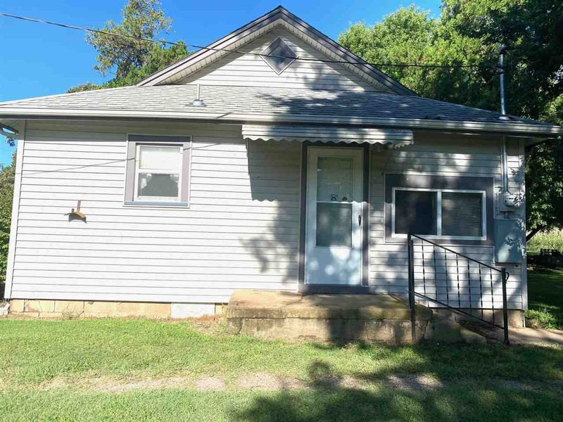 218 E Seventh, Harper, KS 67058