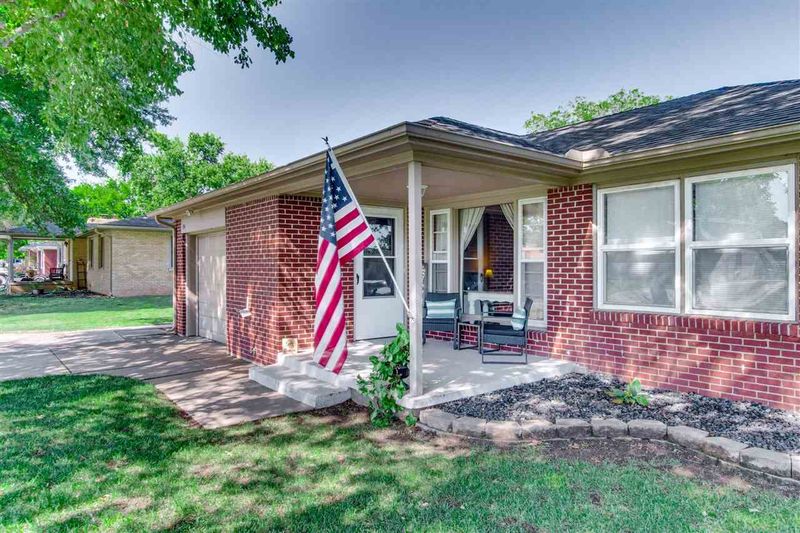 344 S Lee St, Clearwater, KS 67026