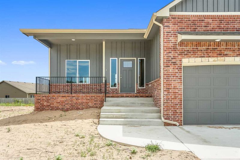 6418 S Jade Ct, Derby, KS 67037