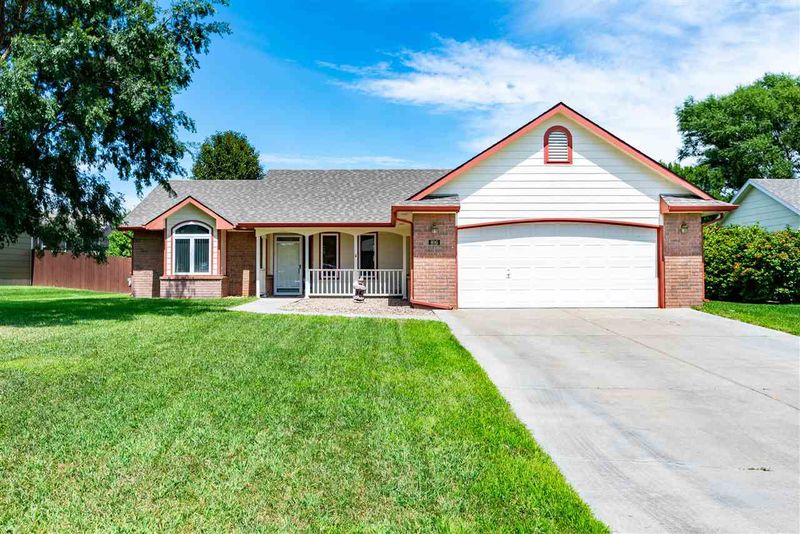 406 E Fieldstone St, Derby, KS 67037