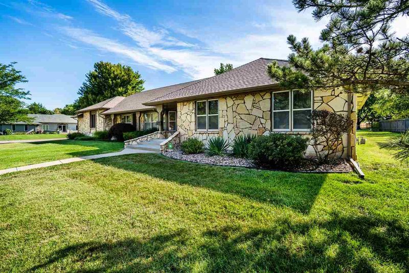 7761 E Killarney Ct, Wichita, KS 67206