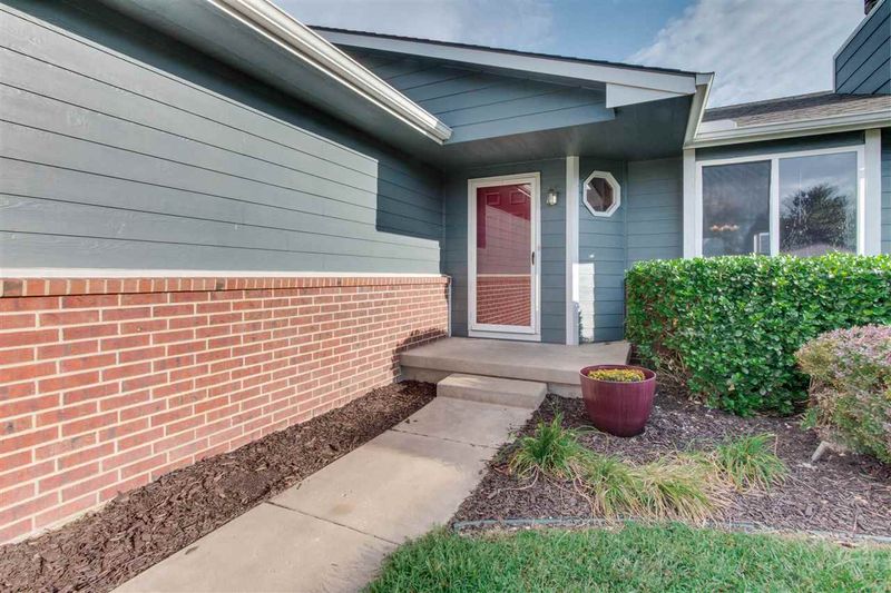 10222 W Haskell Ct, Wichita, KS 67209