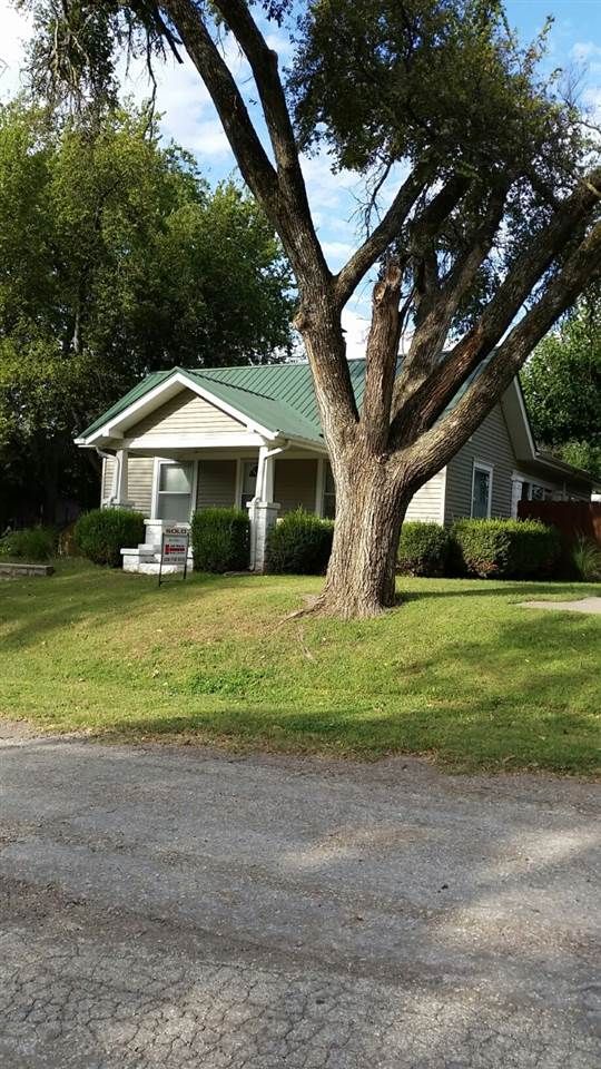 121 E Vine St, Leon, KS 67074
