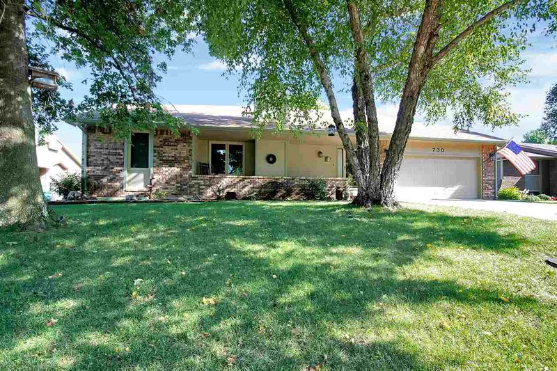 730 Brent Dr, Mulvane, KS 67110