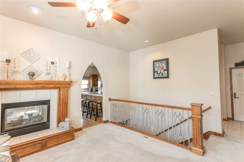 13110 E Tallowood Dr, Wichita, KS 67230