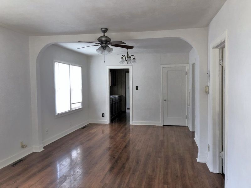 311 W 11th St, Wellington, KS 67152