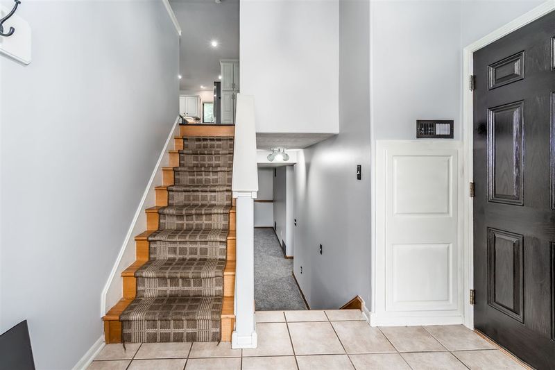 815 Carriage Ct, Maize, KS 67101