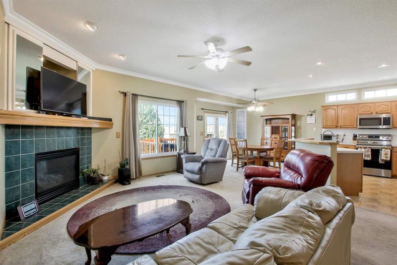 2037 E Zachary Dr, Derby, KS 67037