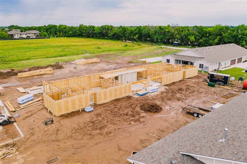 2418 E Madison Ave #2303, Derby, KS 67037