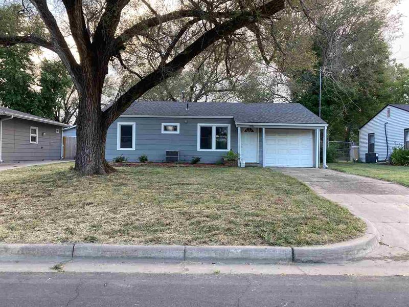 3427 S Everett, Wichita, KS 67217
