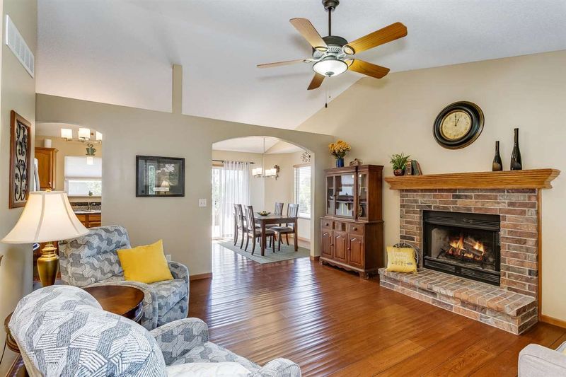 12101 E Boxthorn St, Wichita, KS 67226