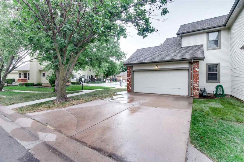 6510 E 29th St N #301, Wichita, KS 67226