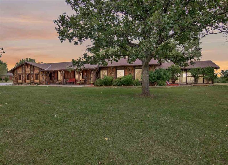 4506 SW Lakeview Ct, Towanda, KS 67144