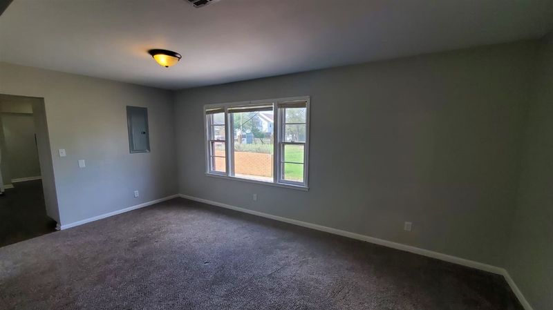9220 E Osie St, Wichita, KS 67207