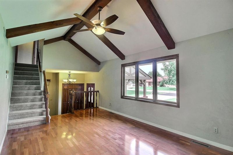 4003 E Alberta Dr, Derby, KS 67037
