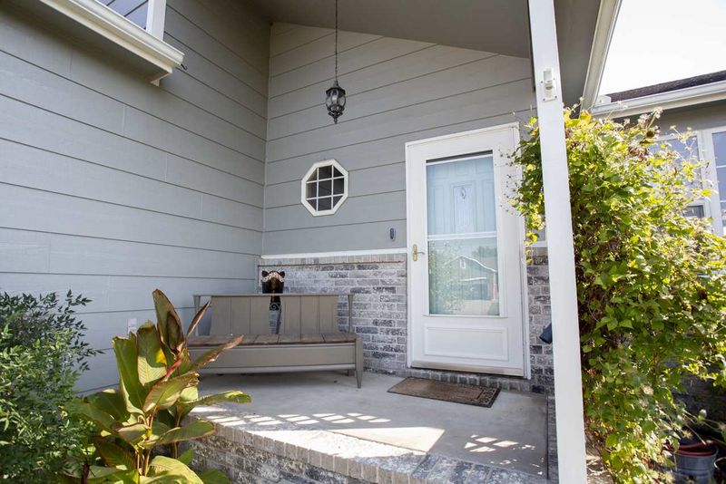 2601 E Fairchild St, Park City, KS 67219