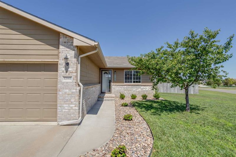 12901 W Blake, Wichita, KS 67235