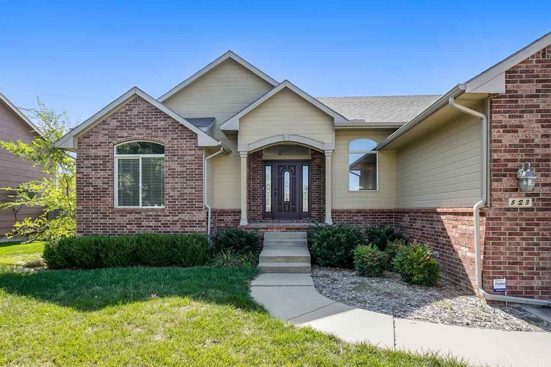 523 W Douglas Ave, Andover, KS 67002