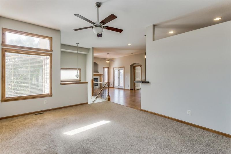 523 W Douglas Ave, Andover, KS 67002