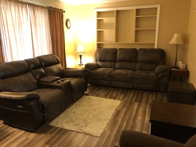 1304 W 9th St, Newton, KS 67114