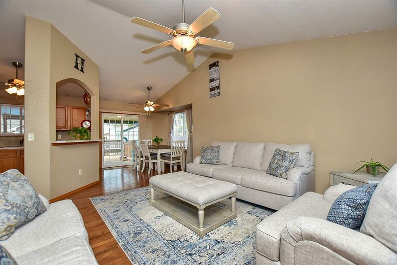 404 E Yeager, Rose Hill, KS 67133