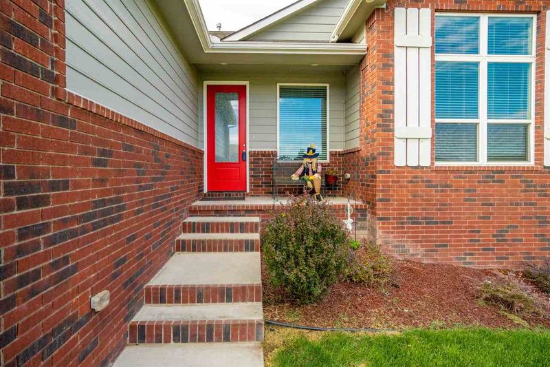 4730 N Emerald Ct, Maize, KS 67101
