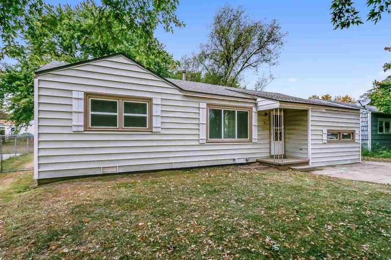 311 Wire Ave, Haysville, KS 67060