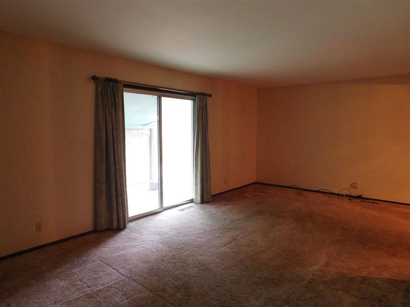 5319 N Saint Clair, Wichita, KS 67204