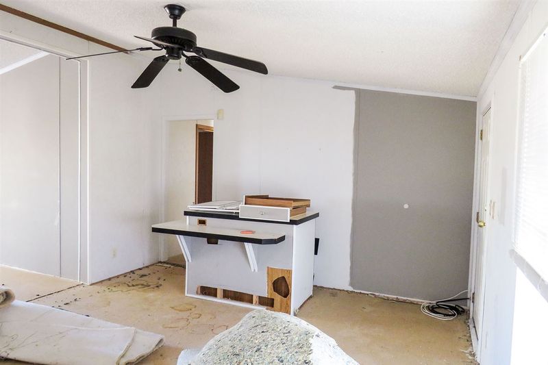 9880 S Meadowlark Rd, Andover, KS 67002