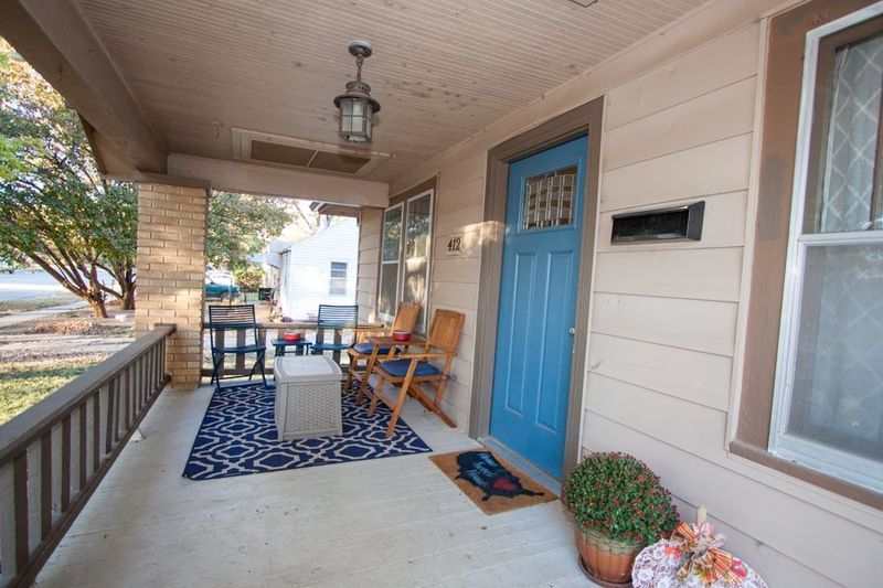 412 N Ash Ave, Valley Center, KS 67147