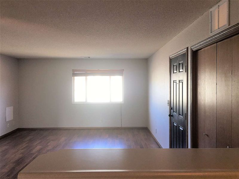 333 S Tyler Rd #511, Wichita, KS 67209