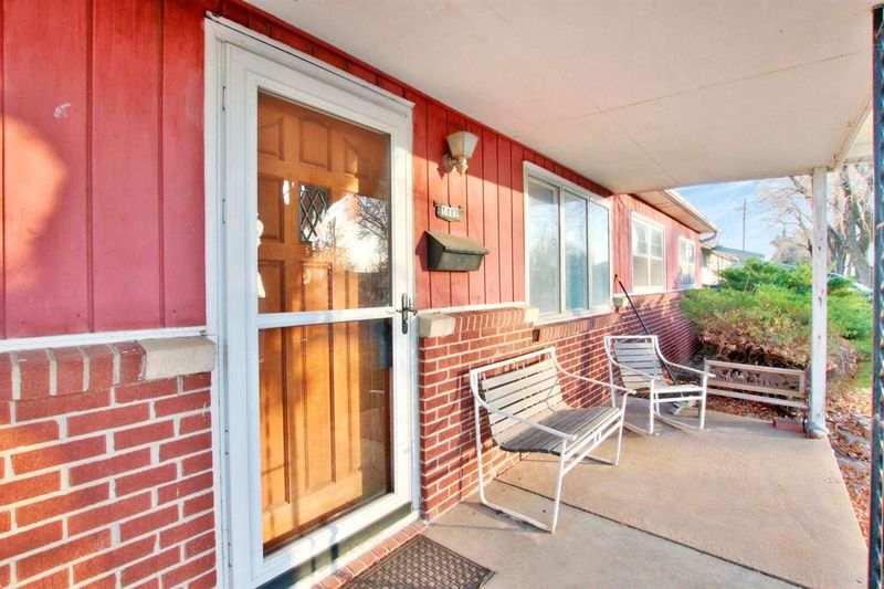 1442 N Buckner, Derby, KS 67037