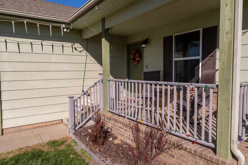 632 S Longbranch, Maize, KS 67101