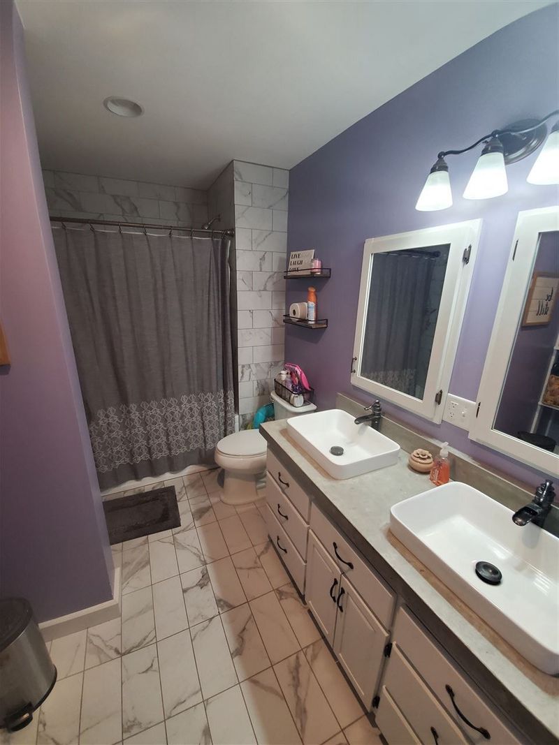 201 E 89th St S, Haysville, KS 67060