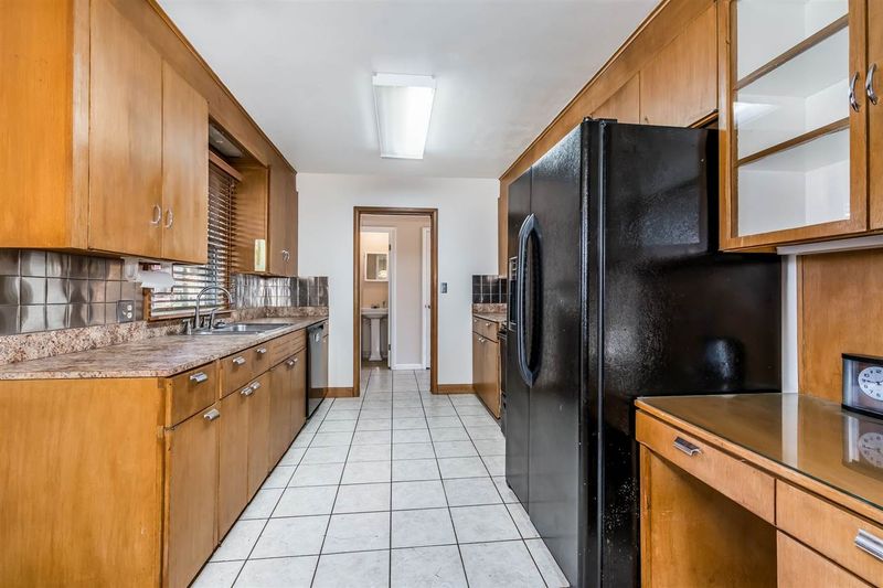 6419 E Marjorie St, Wichita, KS 67206