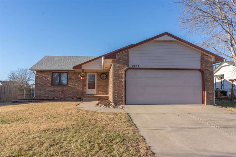 2105 S Parkridge St, Wichita, KS 67209