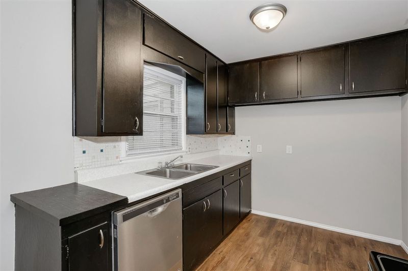 444 S Georgie Ave, Derby, KS 67037