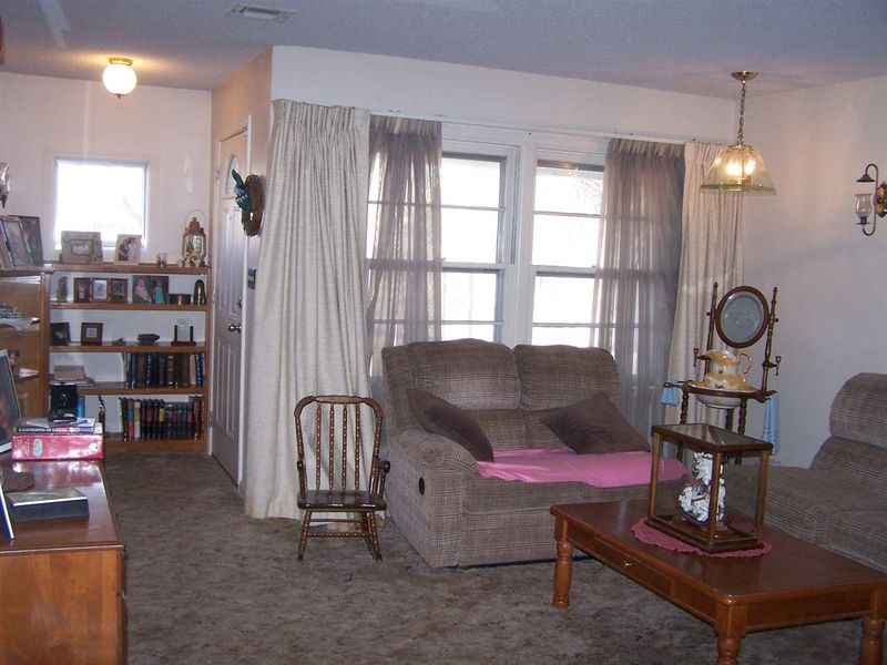 3115 W Douglas Ave, Wichita, KS 67213