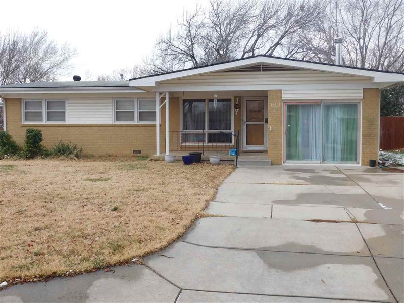 3335 S Custer, Wichita, KS 67217