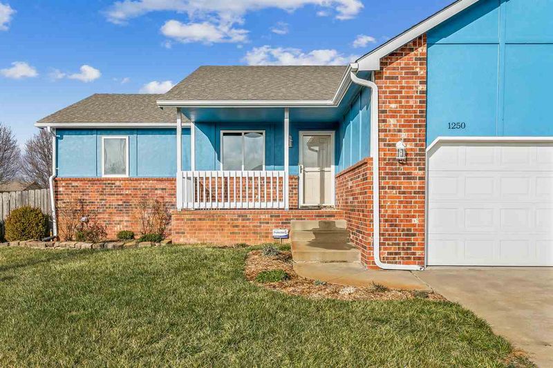 1250 E Berlin St, Haysville, KS 67060