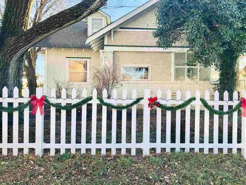 617 W 2nd Ave, El Dorado, KS 67042