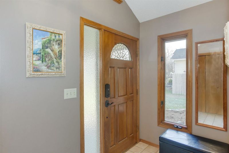 719 Mockingbird Ln, Derby, KS 67037