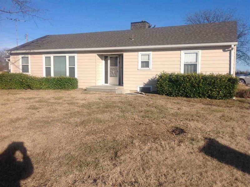 1000 S Meridian Ave, Valley Center, KS 67147