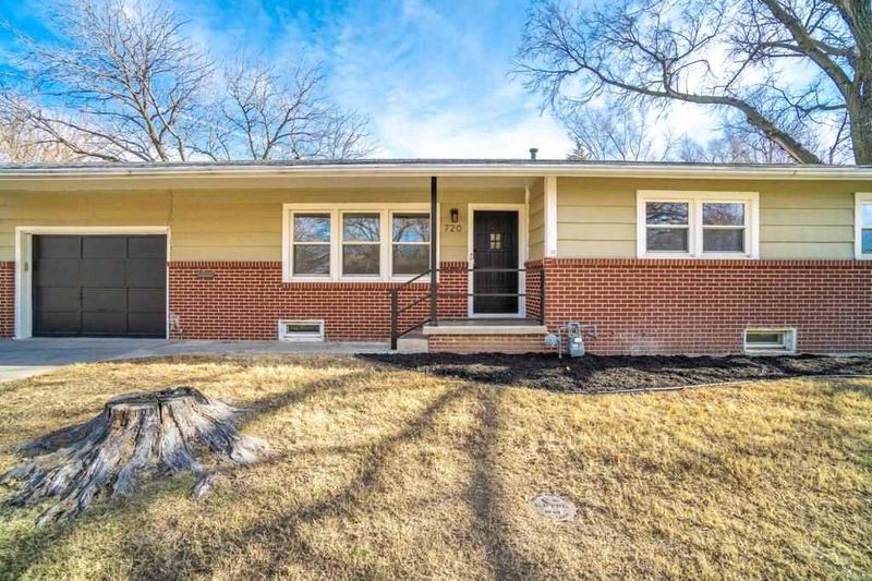 720 N Kessler St, Wichita, KS 67203
