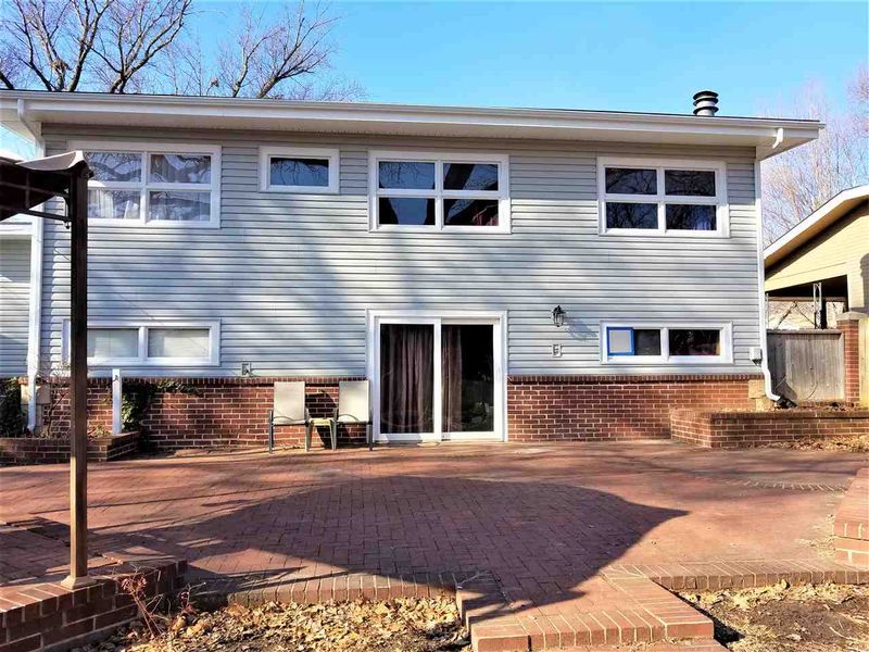 516 S Derby, Derby, KS 67037